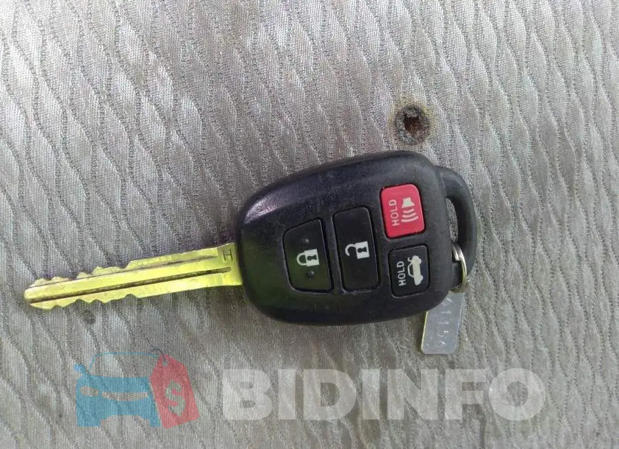 5YFBURHE5GP521085 Photo# 11