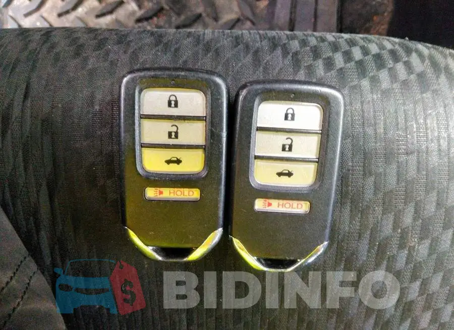 19XFB2F83FE204045 Photo# 11