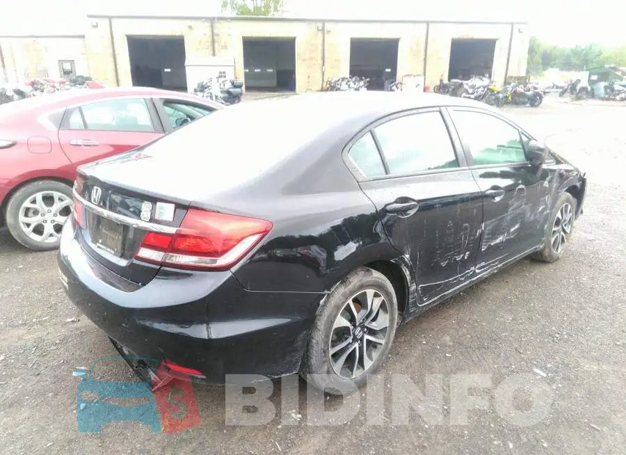 19XFB2F83FE204045 Photo# 4