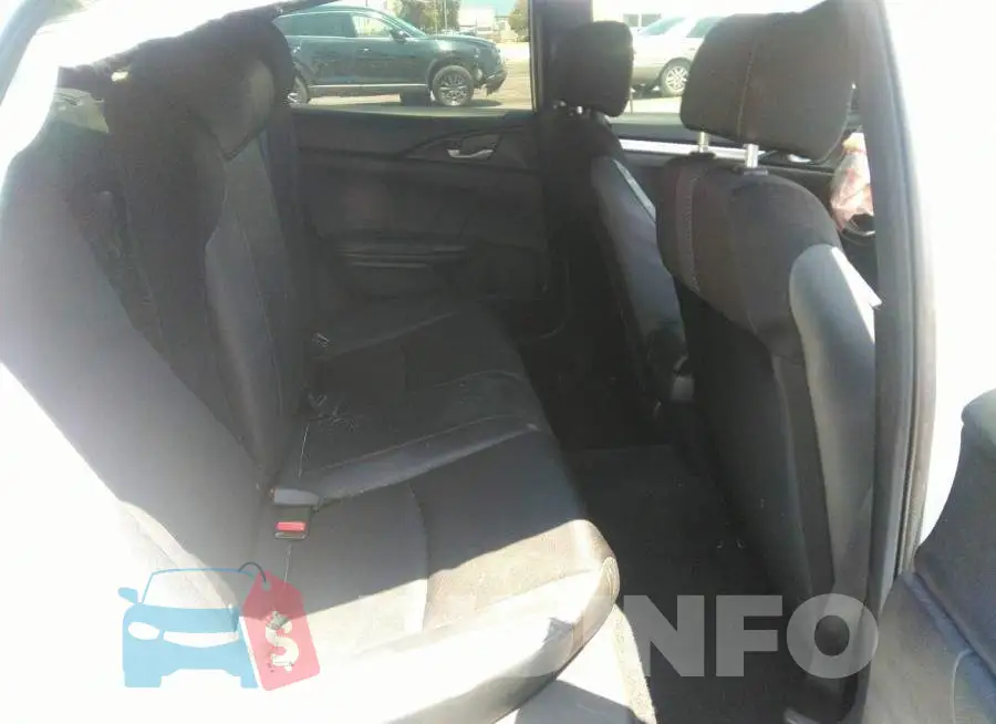 19XFC2F87LE207992 Photo# 8
