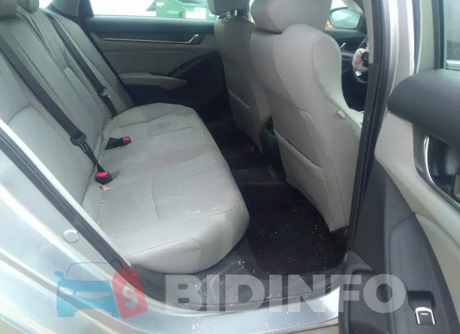 1HGCV2F52JA021782 Photo# 8