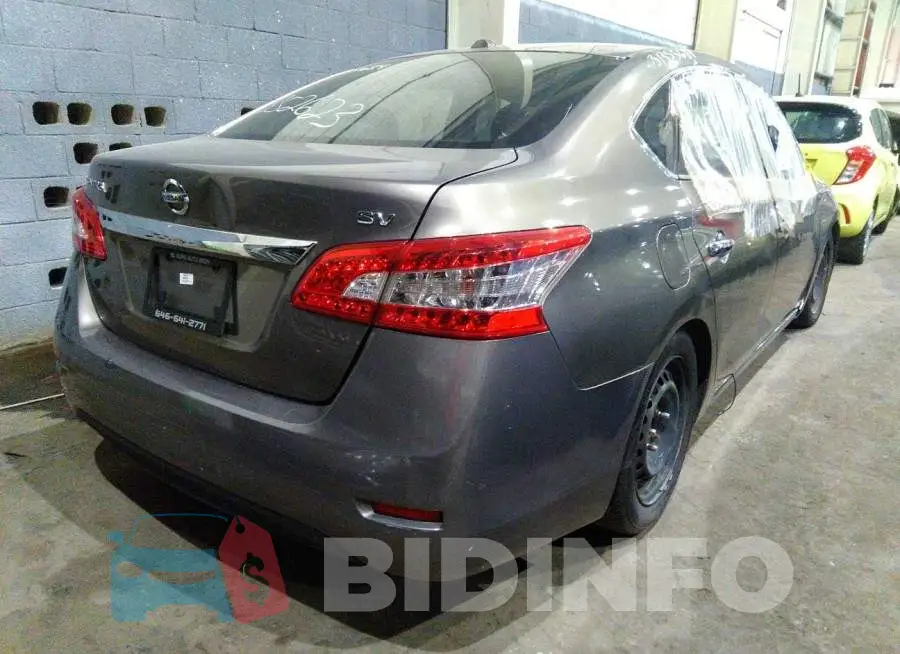 001AB7AP1FY352623 Photo# 4