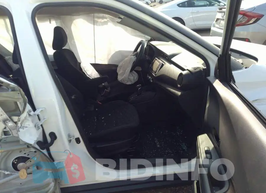 3N1CP5BV6NL517637 Photo# 5