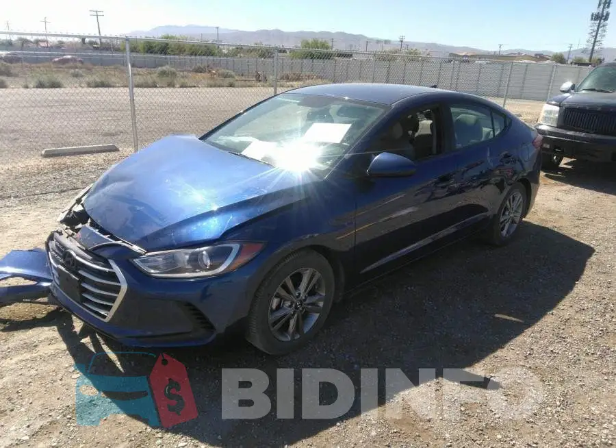 5NPD84LF7JH327162 Photo# 2