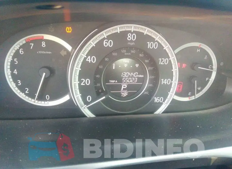 1HGCR2F32FA150017 Photo# 7