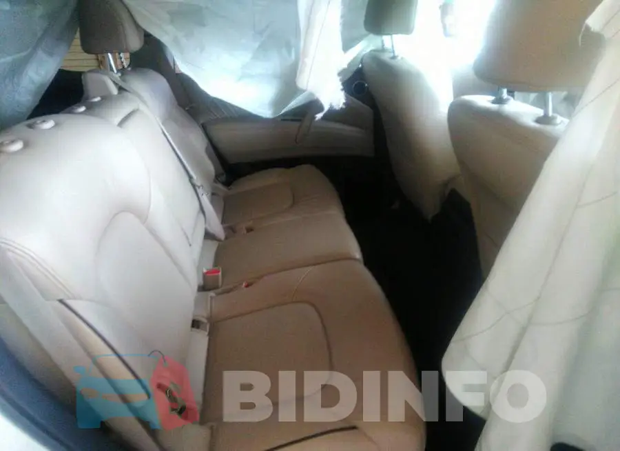 JN8AY2BD2M9661513 Photo# 8