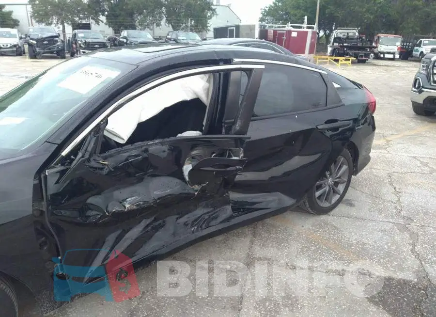 19XFC1F33LE006752 Photo# 6