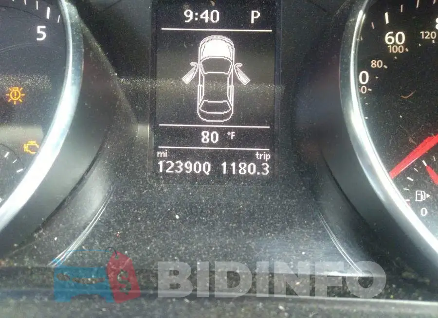 1VWDT7A32HC025970 Photo# 7