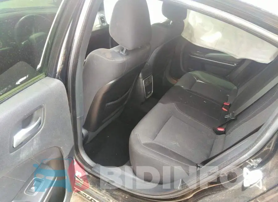 2C3CDXBG6KH625204 Photo# 8