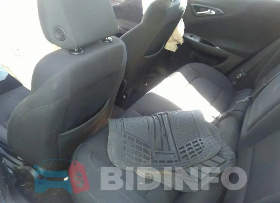 1G1ZB5ST8HF167939 Photo# 8