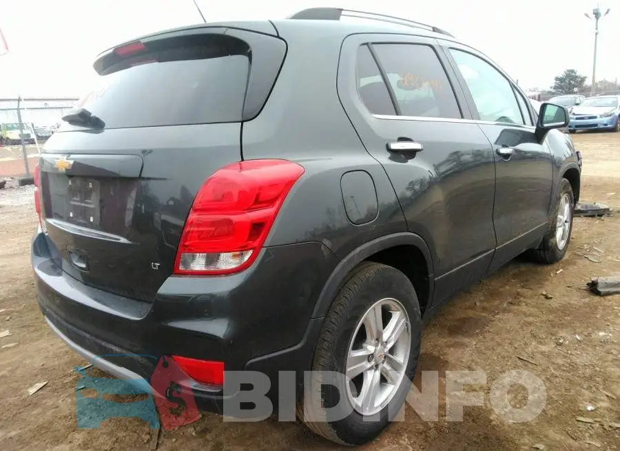 KL7CJLSB5JB683066 Photo# 4