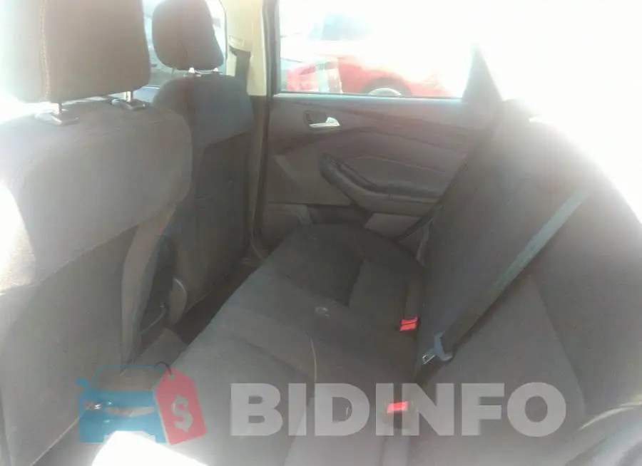 1FADP3F20JL249279 Photo# 8