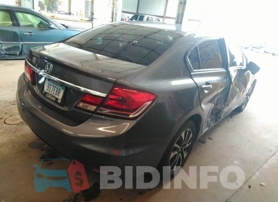 19XFB2F84FE218696 Photo# 4