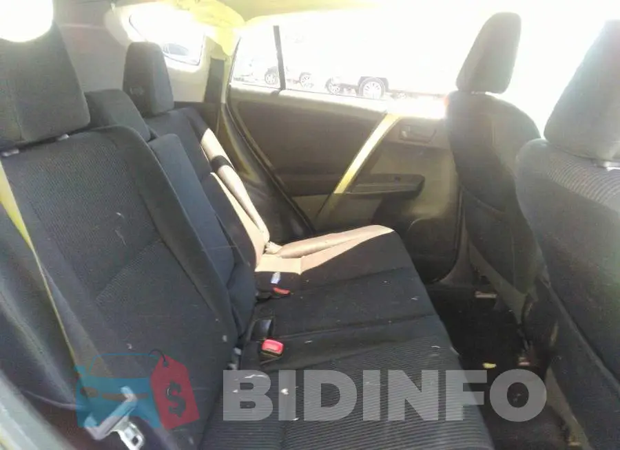 2T3BFREV4FW332916 Photo# 8