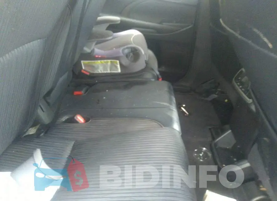 5TDZKRFH8GS124611 Photo# 8