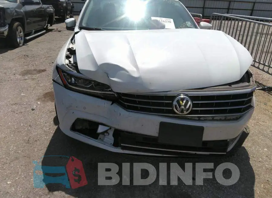 1VWGT7A3XHC056087 Photo# 6
