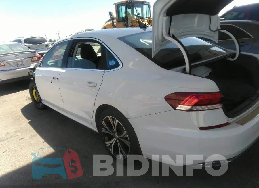 1VWSA7A37MC018875 Photo# 3