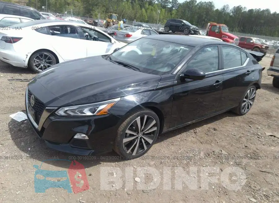 1N4BL4CV2KC113163 Photo# 2