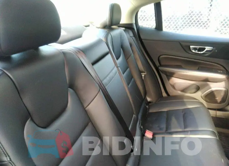 7JRA22TK9LG063120 Photo# 8