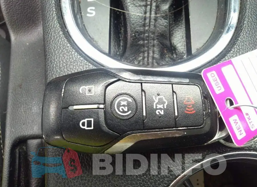1FA6P8TH2G5243642 Photo# 11