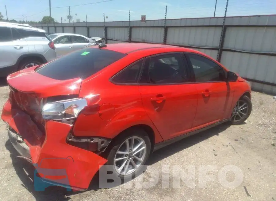 1FADP3F22GL404908 Photo# 4