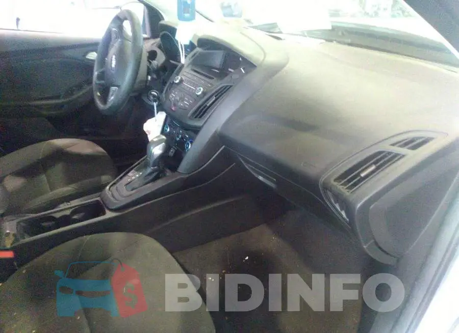 1FADP3K24FL381118 Photo# 5