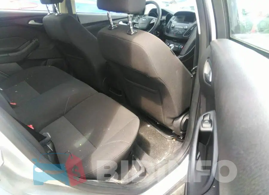 1FADP3K26FL262888 Photo# 8