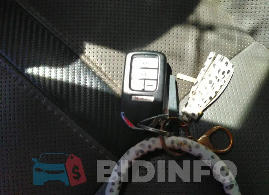 19XFC1F70GE016292 Photo# 11
