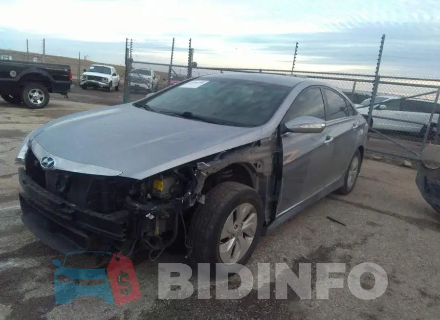 KMHEC4A4XFA129822 Photo# 2