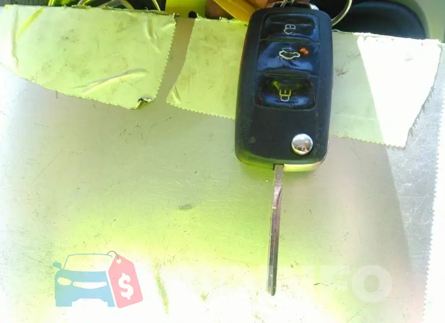 1VWAT7A38GC050082 Photo# 11