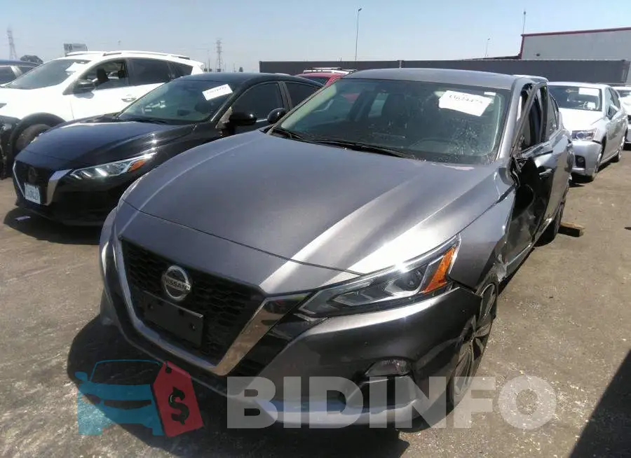 1N4BL4CV4KC210591 Photo# 2