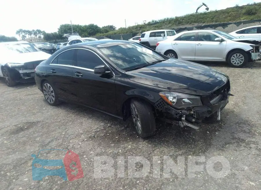 WDDSJ4EB5JN672718 Photo# 1