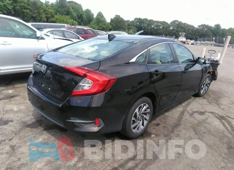19XFC2F7XHE030997 Photo# 4