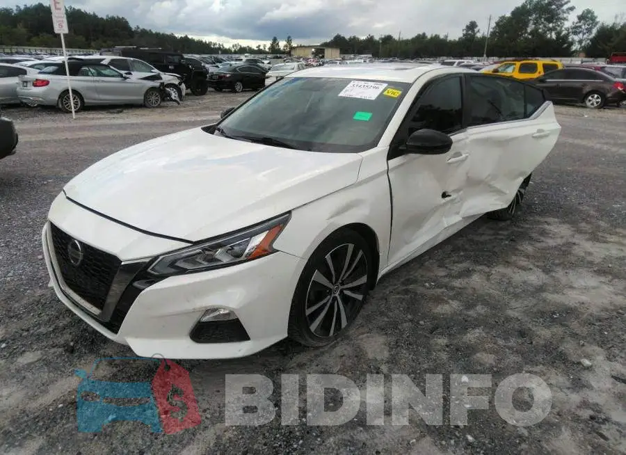 1N4BL4CV3KC146768 Photo# 2