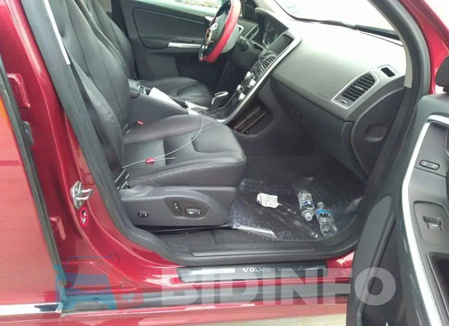 YV440MDK3G2805202 Photo# 5