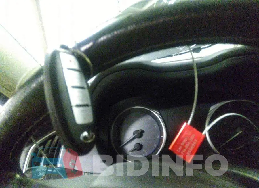 JN1BV7ARXFM420546 Photo# 11