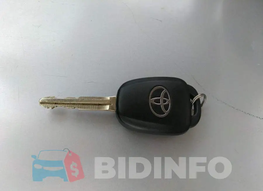 2T1BURHEXHC852276 Photo# 11
