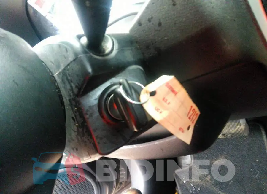 1C4NJDEB7GD805730 Photo# 11