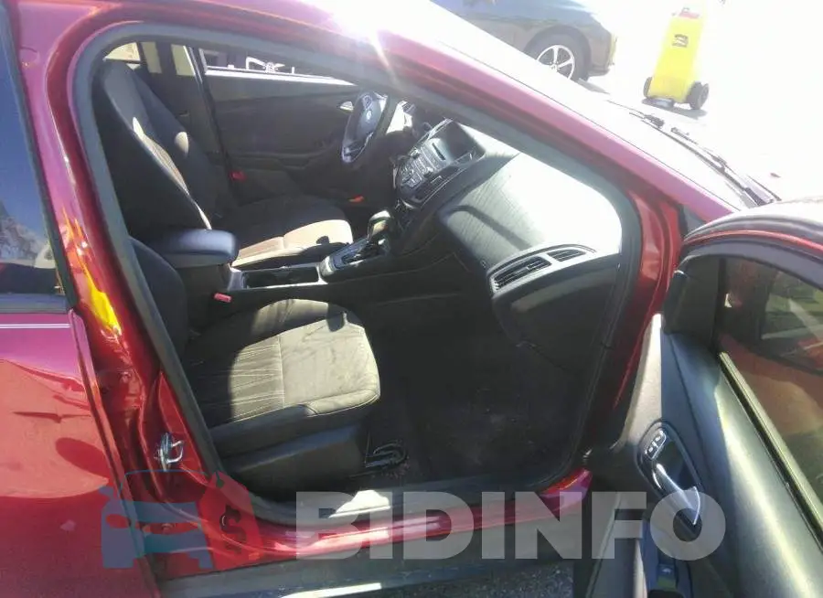 1FADP3F20GL204254 Photo# 5