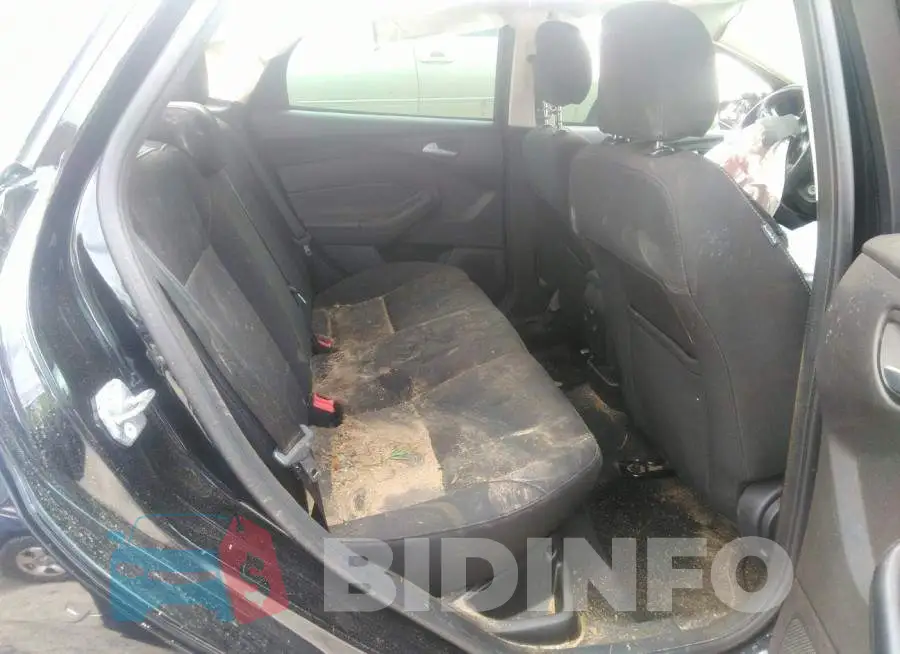 1FADP3FE2HL274513 Photo# 8