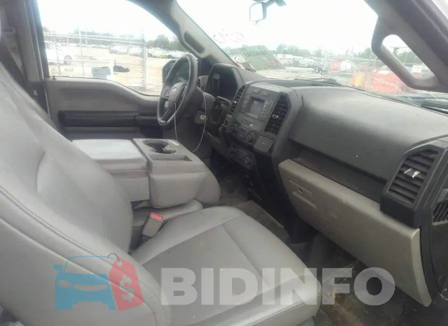 1FTMF1C83FKD17338 Photo# 5