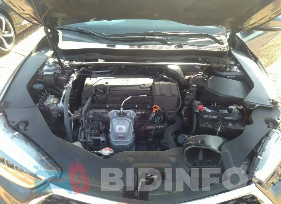 19UUB1F38JA008511 Photo# 10