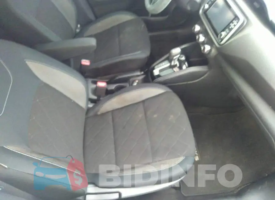3N1CP5CUXKL492162 Photo# 5