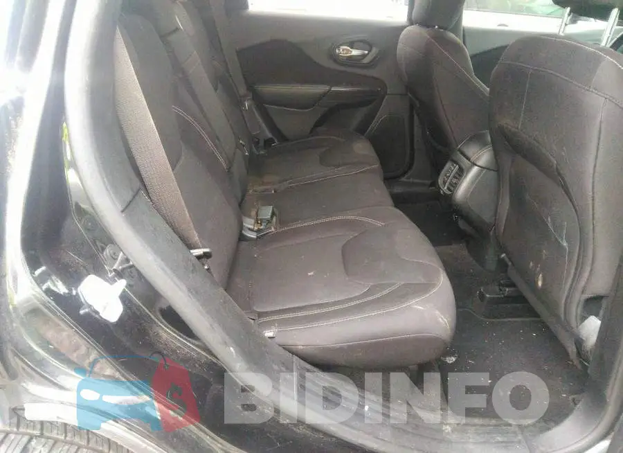 1C4PJLCS8FW632826 Photo# 8