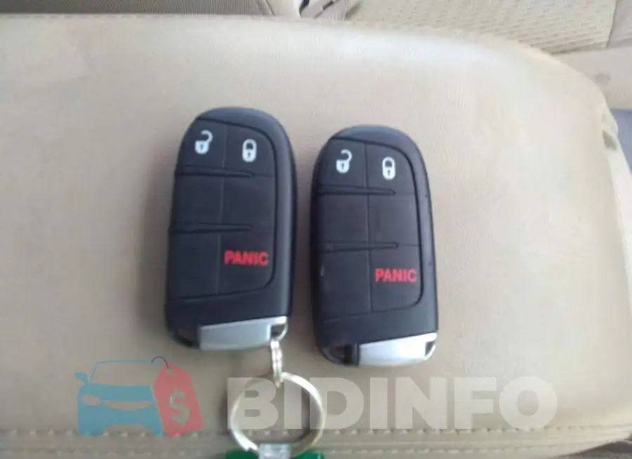 3C4PDCAB3LT253759 Photo# 11