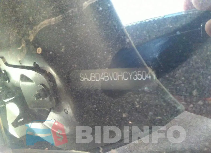 SAJBD4BV0HCY35041 Photo# 9