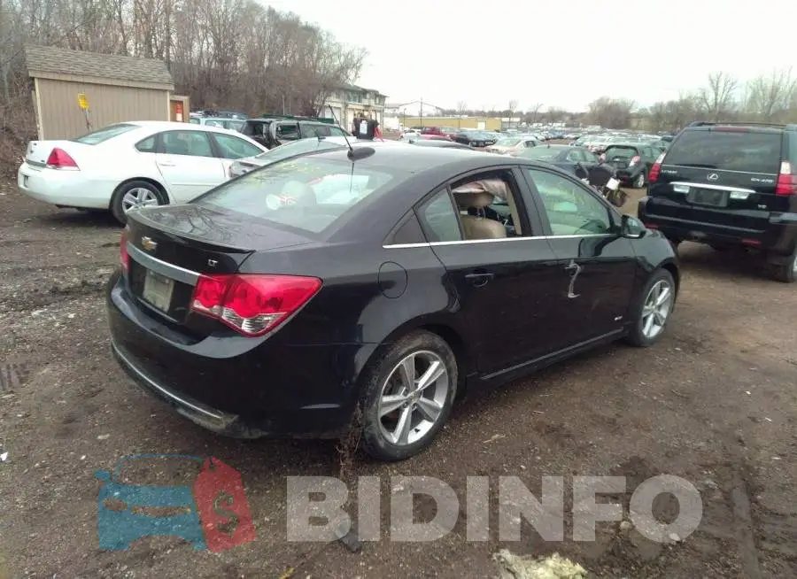 1G1PE5SB9F7117421 Photo# 4