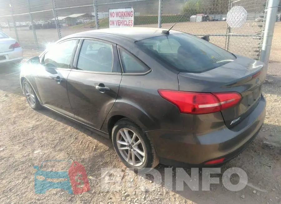 1FADP3FE5HL260105 Photo# 3