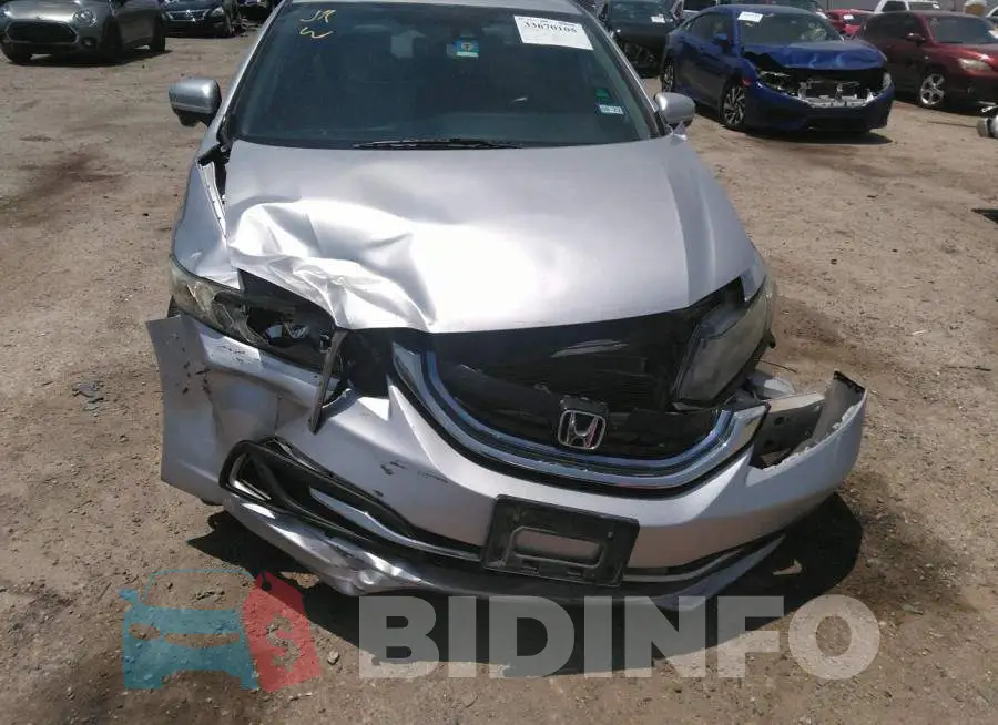 19XFB4F28FE000459 Photo# 6
