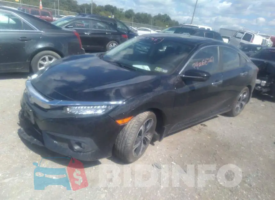 19XFC1F9XHE000975 Photo# 2
